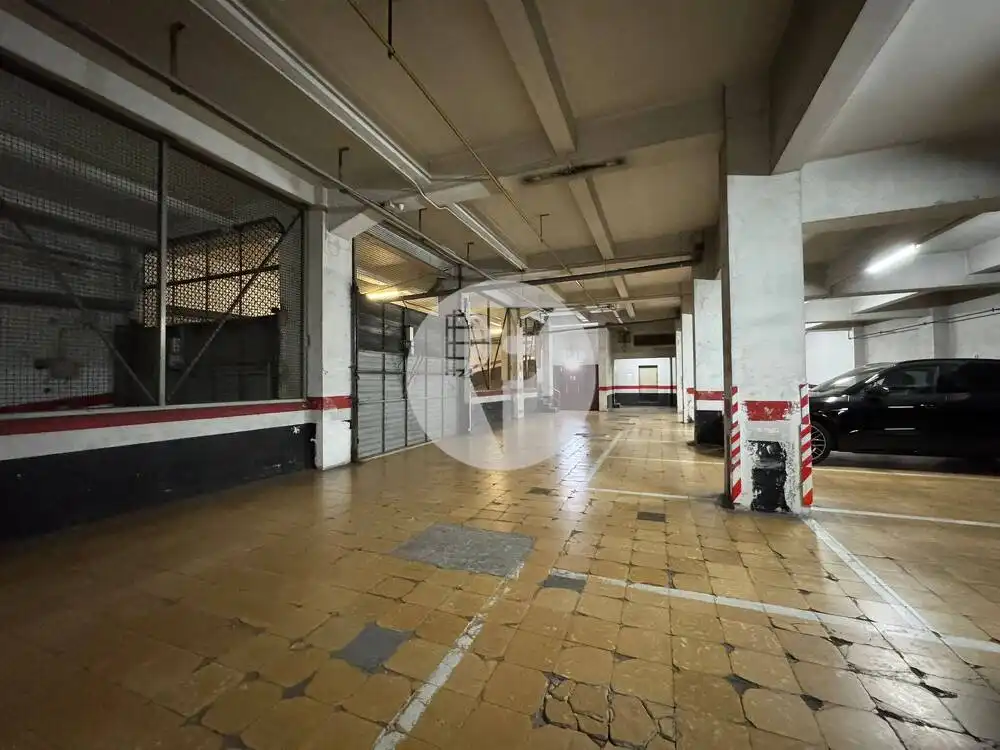 Parcheggio in vendita a Ciutat Vella, imagen 5