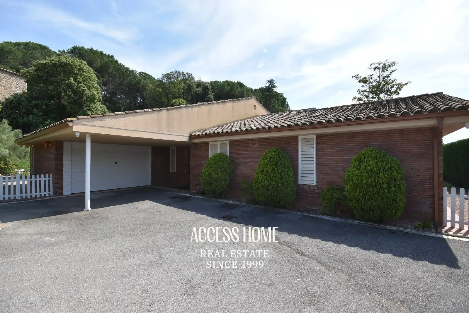Vista exterior de Casa o xalet en venda en Sant Vicenç de Montalt amb Aire condicionat, Calefacció i Terrassa