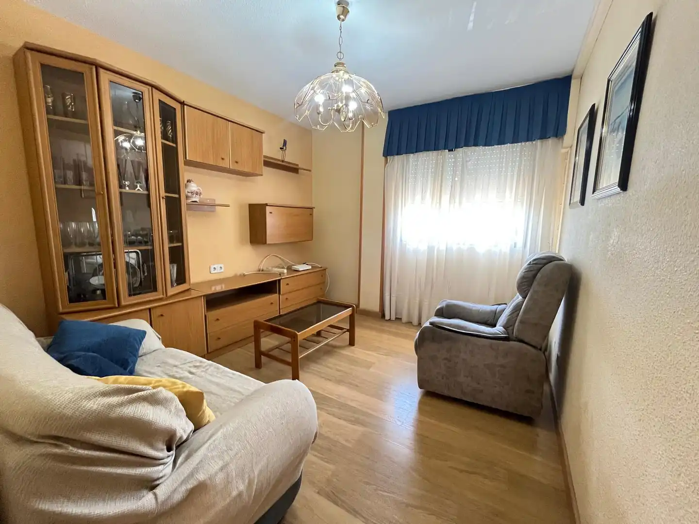 Sala d'estar de Pis en venda en Cartagena amb Aire condicionat, Parquet i Moblat