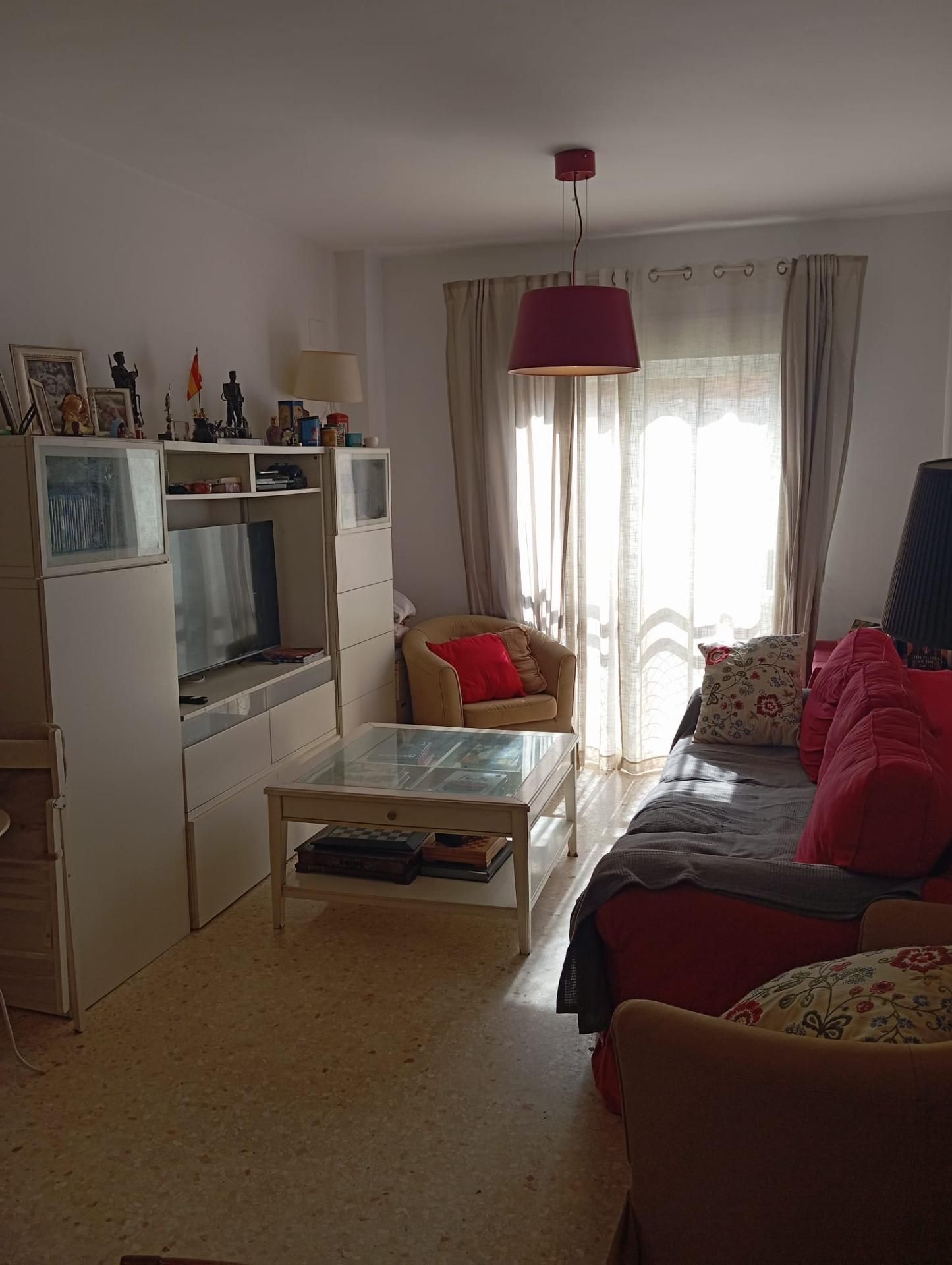 Living room of Flat for sale in  Sevilla Capital  with Air Conditioner and Storage room