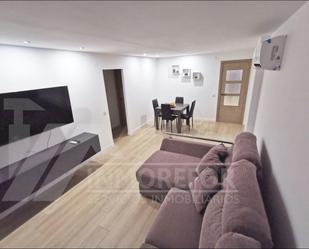 Sala d'estar de Apartament en venda en Alicante / Alacant amb Aire condicionat, Terrassa i Balcó