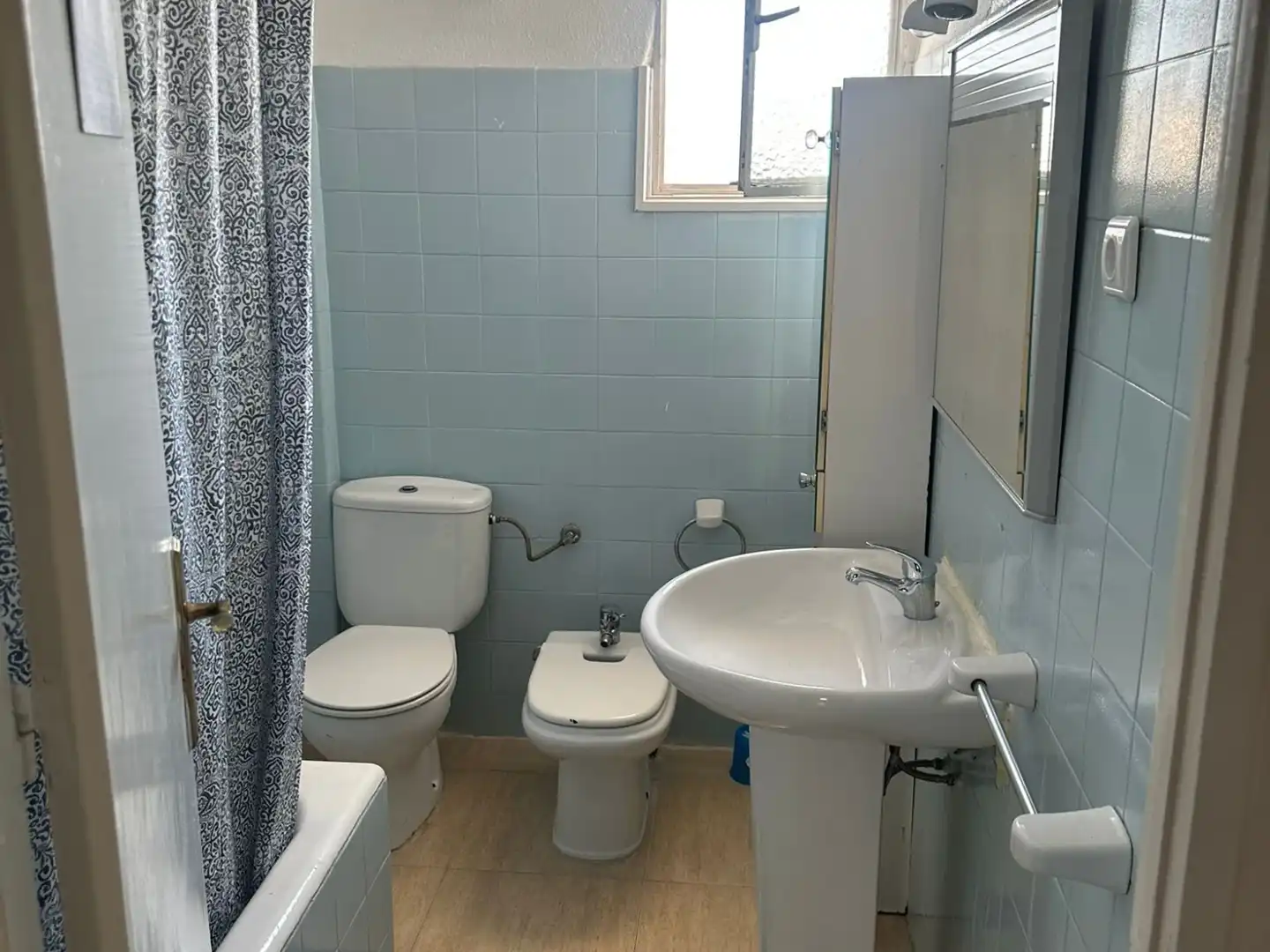 Badezimmer von Wohnung zur Miete in Murcia mit Klimaanlage, Heizung und Möbliert