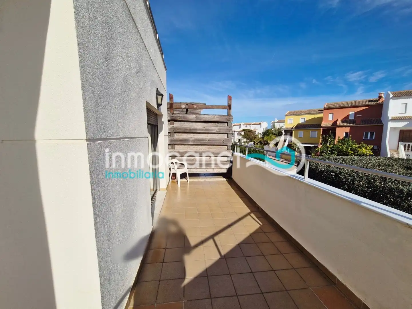 Vista exterior de Casa o xalet en venda en Oliva amb Aire condicionat, Calefacció i Terrassa