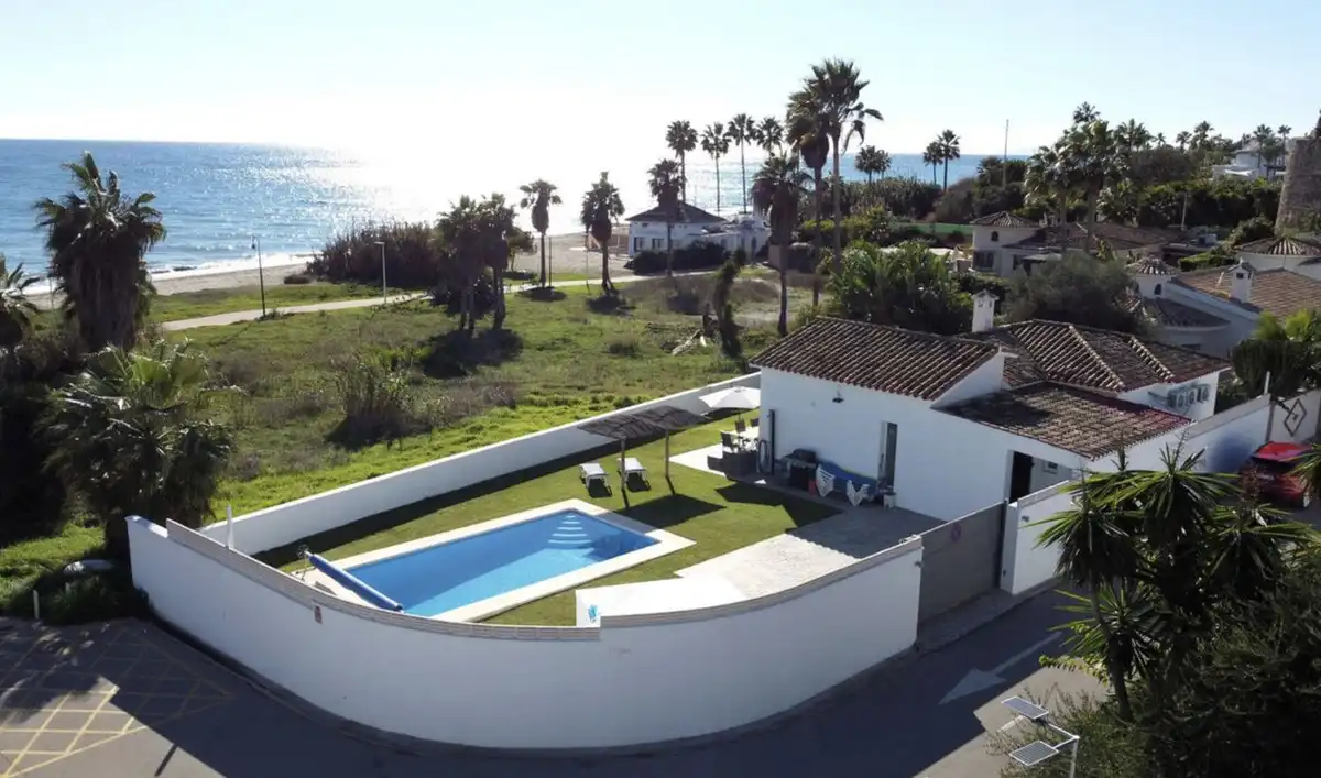 Jardín de Casa o chalet en venta en Estepona con Aire acondicionado, Jardín privado y Terraza