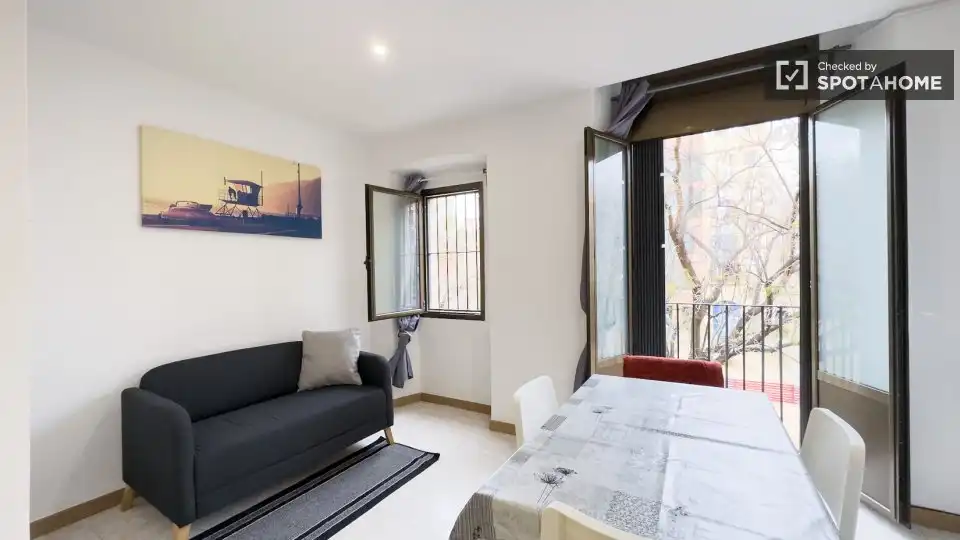 Flat with terrace to rent in Ciutat Vella