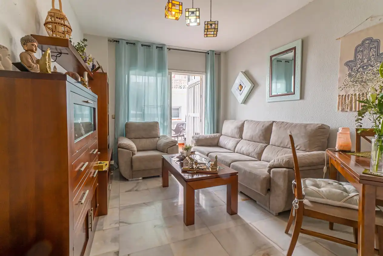 Wohnzimmer von Wohnung zum Verkauf in Rincón de la Victoria mit Terrasse, Abstellraum und Gemeinschaftspool