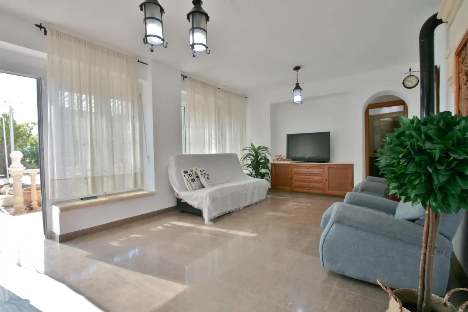 Sala de estar de Casa o chalet en venta en Alhama de Almería con Aire acondicionado, Jardín privado y Trastero
