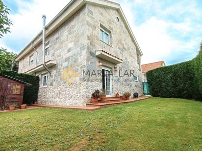 Vista exterior de Casa o xalet en venda en Villaescusa (Cantabria)