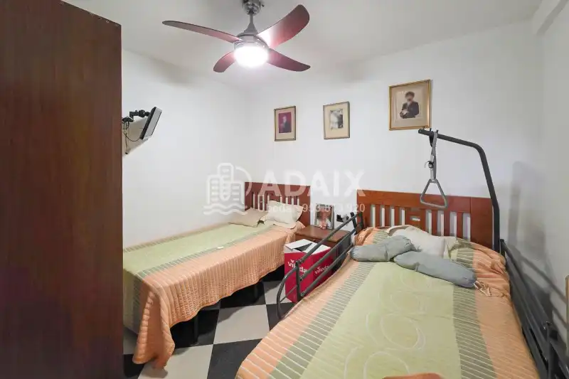 Bedroom of Houses for sale in Úbeda  with Air Conditioner, Heating and Terrace