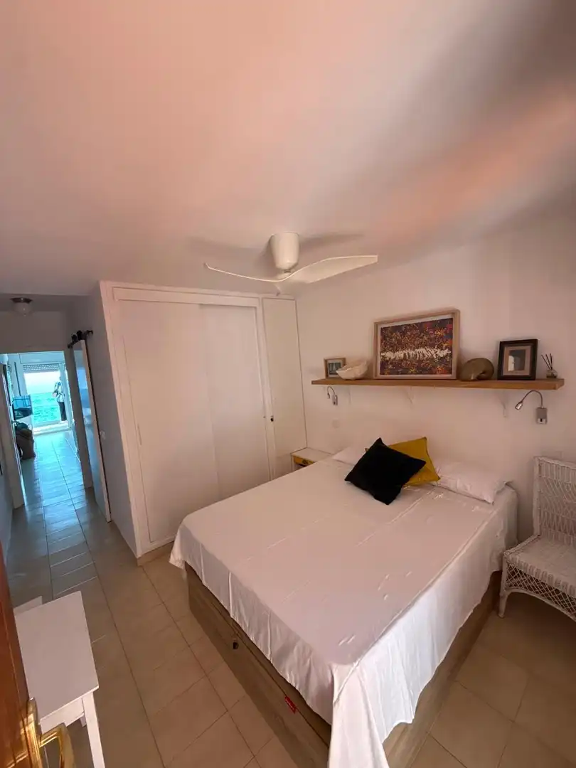 Habitación de Apartamento en venta en Roses con Terraza y Trastero
