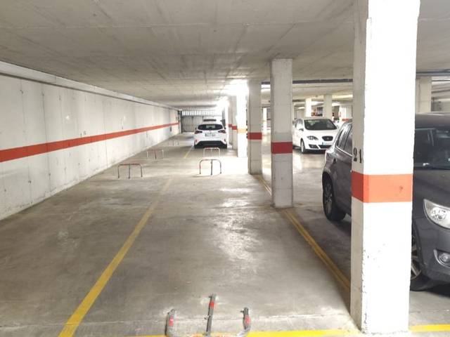 Garaje en Alquiler en Avinguda de Barcelona, 37 en Cappont