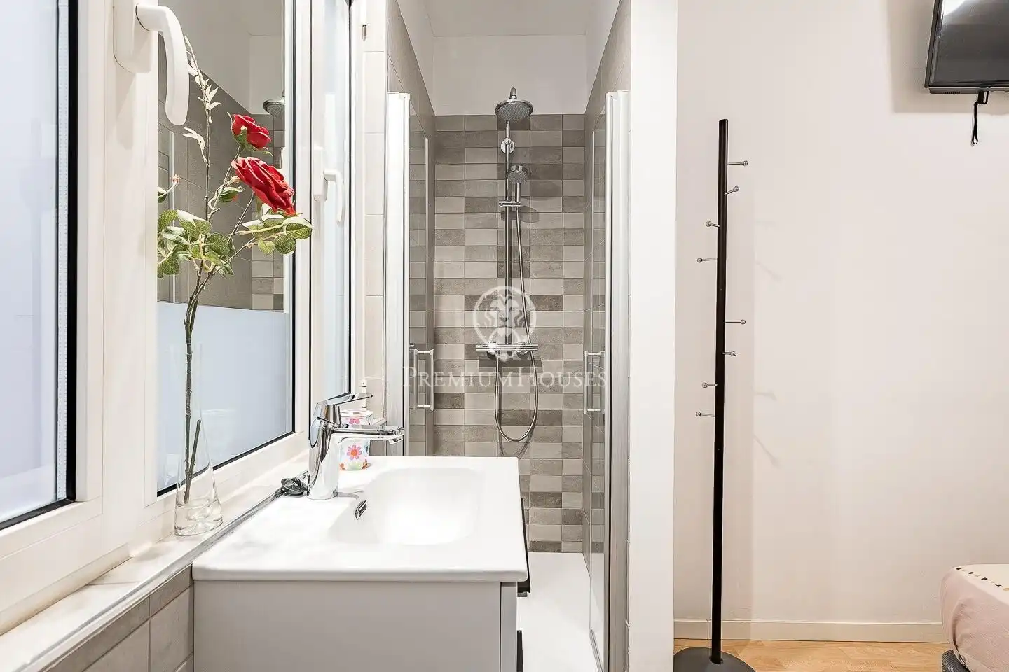 Baño de Apartamento en venta en Barcelona con Aire acondicionado, Calefacción y Terraza