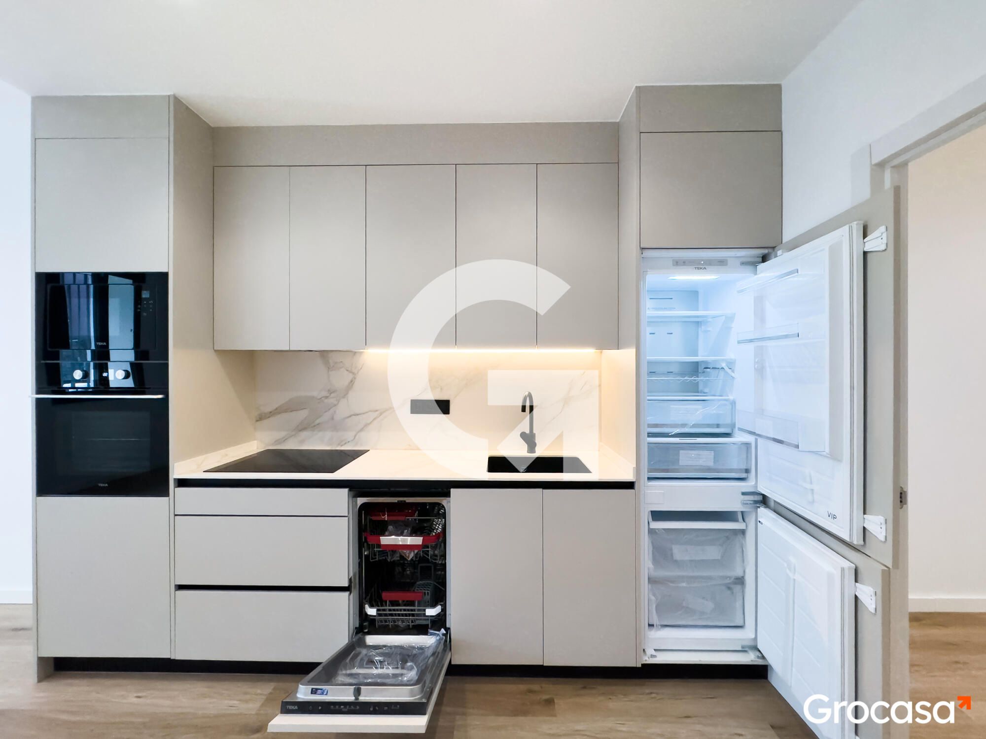 Cocina de Piso en venta en  Barcelona Capital con Aire acondicionado y Horno