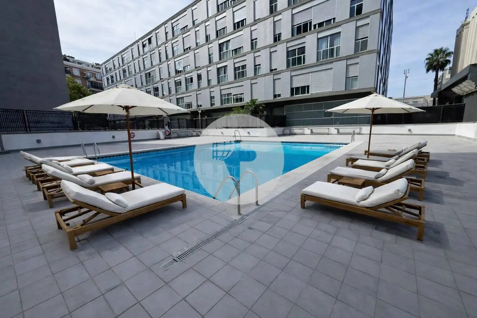 Appartamento con piscina in vendita a Sants - Montjuïc