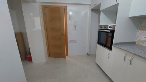 Foto 4 de Piso de alquiler en Rúa Do Conde de Torrecedeira, Berbés - Peritos, Vigo