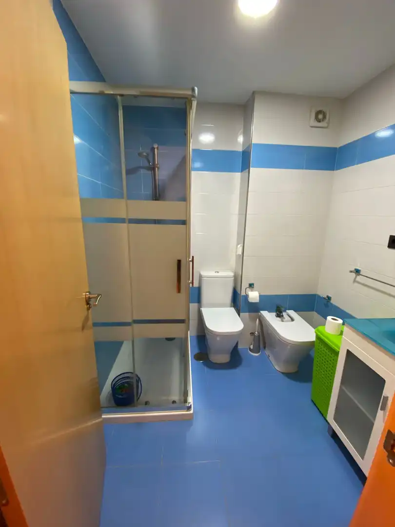 Flat for rent in Calle Arzobispo Guerrero, Angustias - Chana - Encina