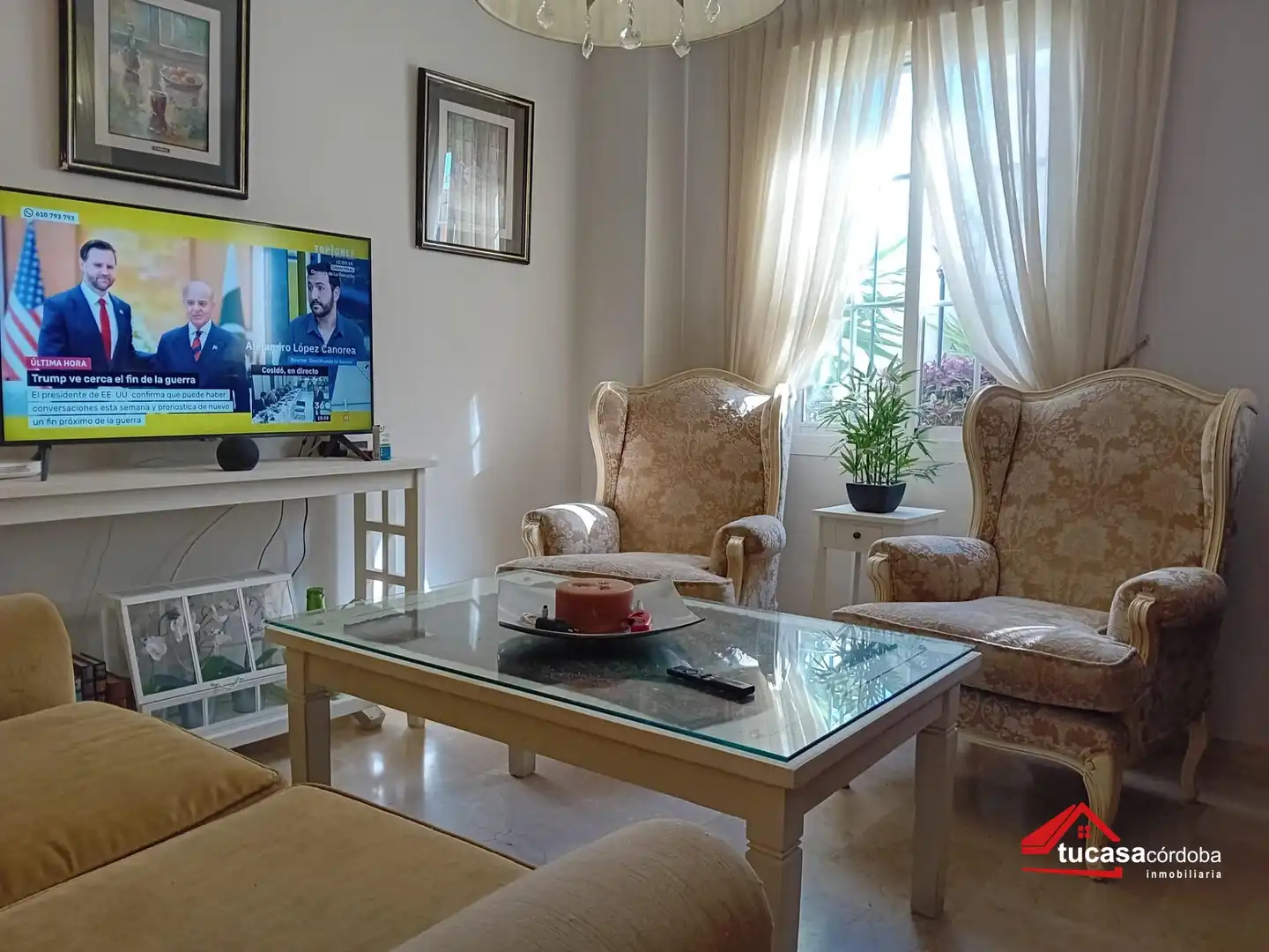 Sala d'estar de Dúplex en venda en Córdoba amb Aire condicionat, Terrassa i Traster
