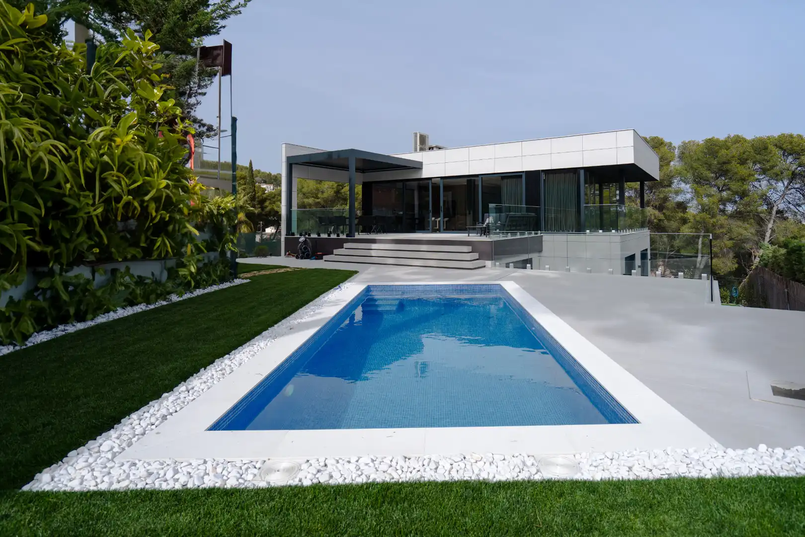 Houses for sale in Carrer de la Noguera, Montmar