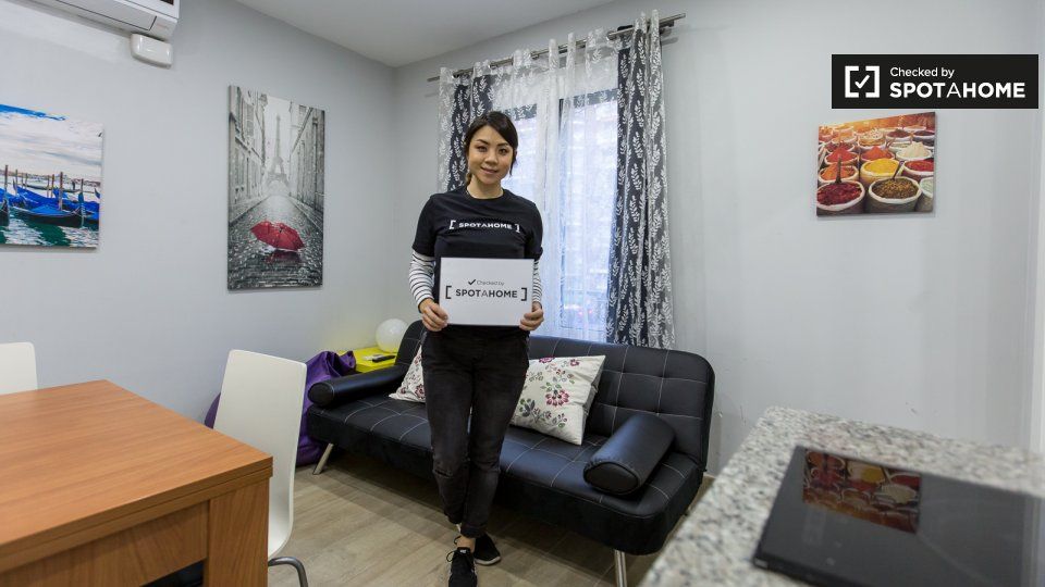 Bedroom of Flat to rent in  Barcelona Capital  with Air Conditioner, Heating and Furnished