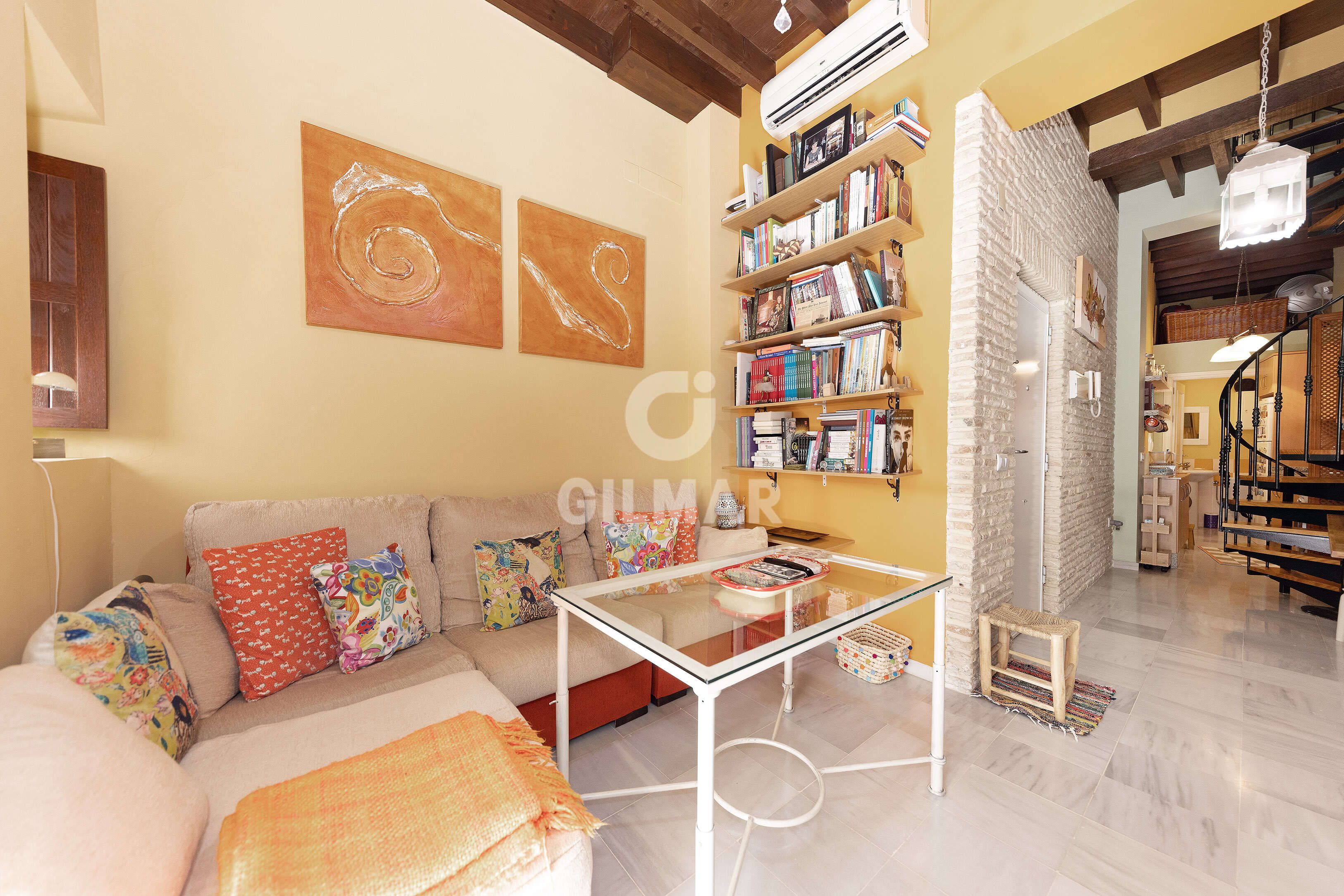 Living room of Flat for sale in  Sevilla Capital  with Terrace