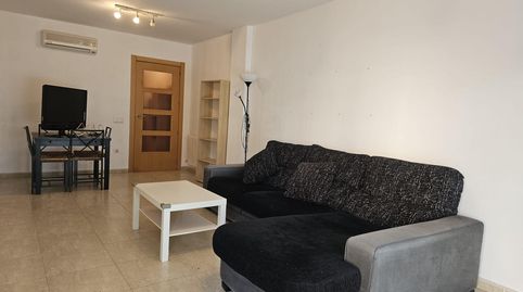 Foto 2 de Piso en venta en Avenida Avinguda Francesc Macià, Nucli Urbà, Esparreguera