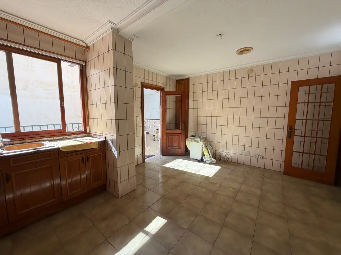 Kitchen of Flat for sale in Guardamar del Segura  with Terrace, Storage room and Furnished