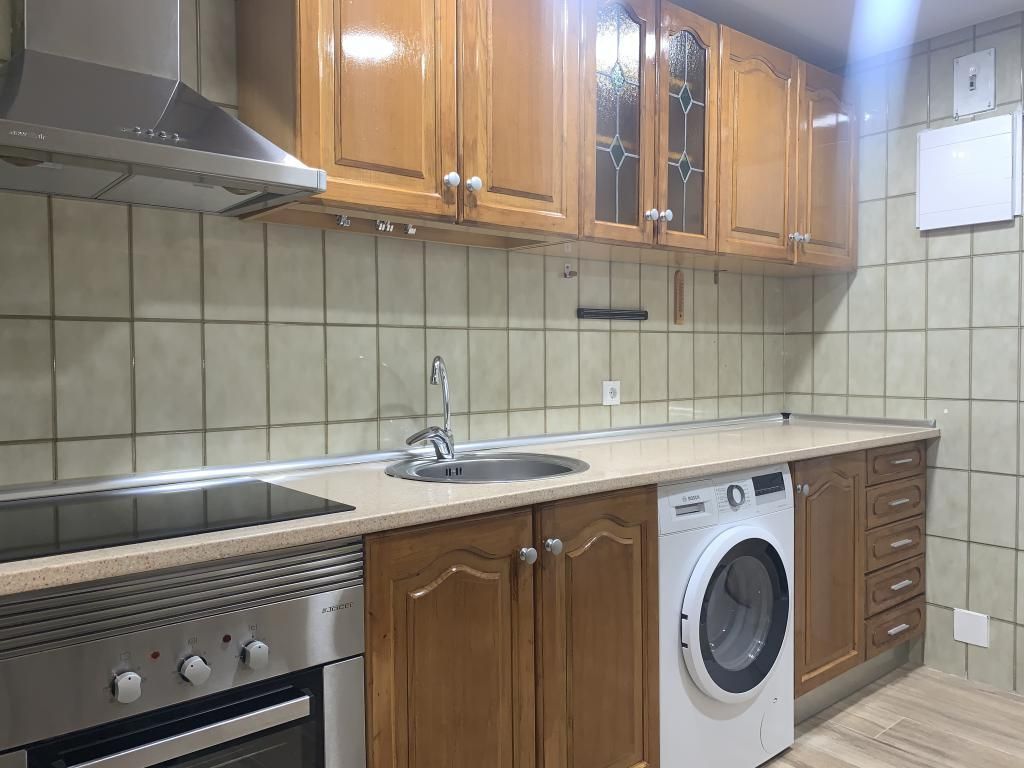 Kitchen of Planta baja to rent in  Madrid Capital  with Air Conditioner and Heating