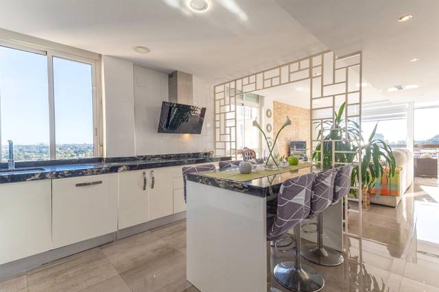 Piso en Venta en Avenida de Denia en Vistahermosa