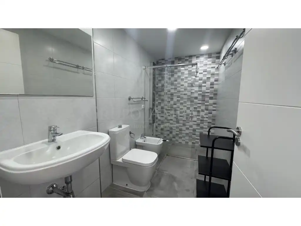 Baño de Piso en venta en Santa Eulària des Riu