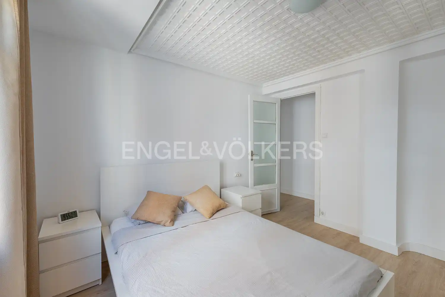 Habitación de Piso en venta en Valencia con Calefacción y Balcón