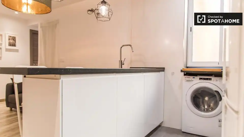 Cocina de Piso de alquiler en Valencia con Aire acondicionado, Calefacción y Amueblado