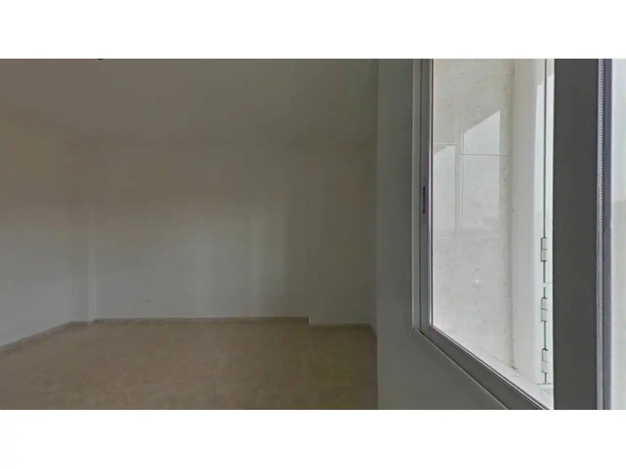 Flat for sale in Parla