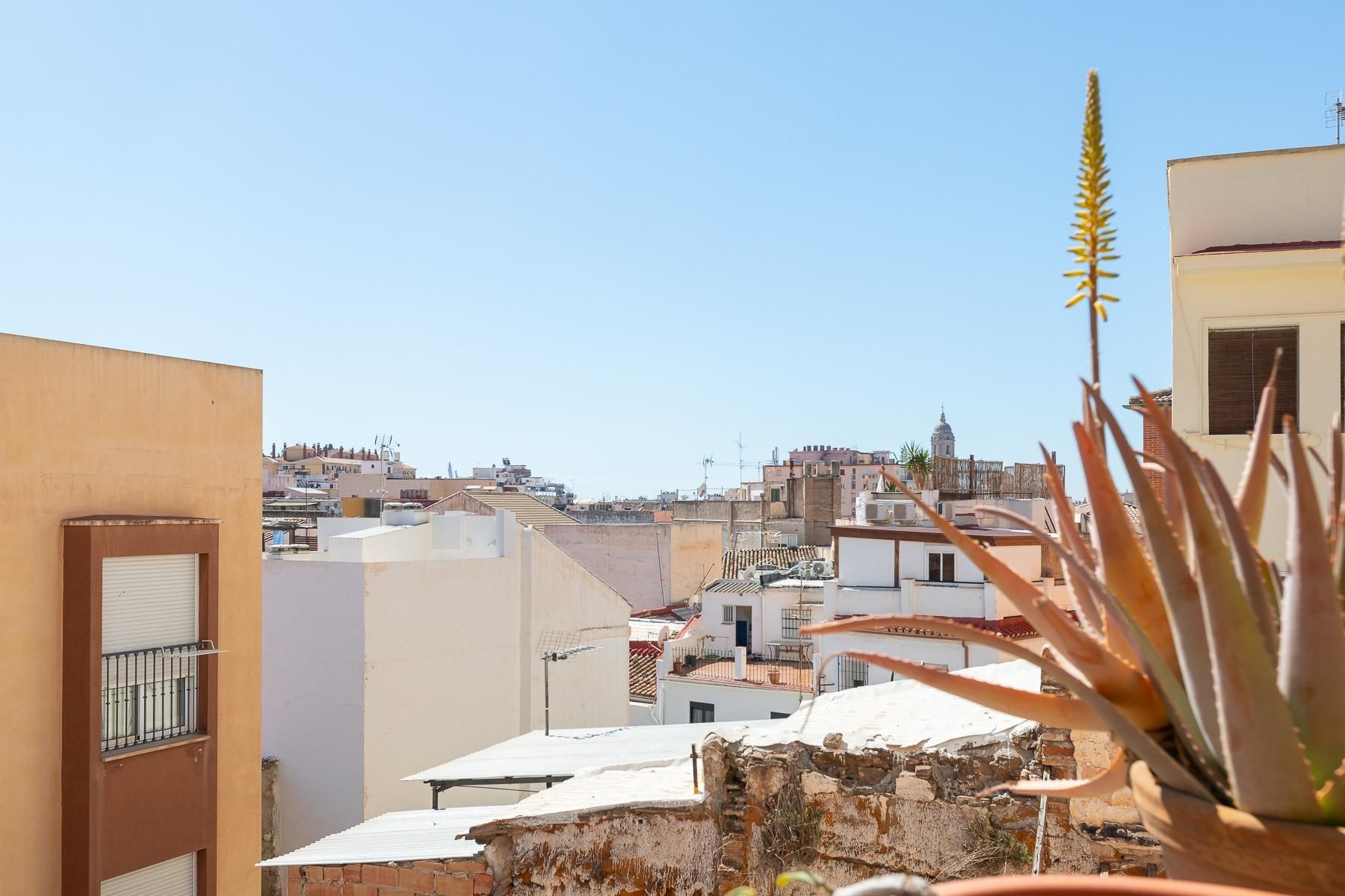 Vista exterior de Edificio en venta en Málaga Capital