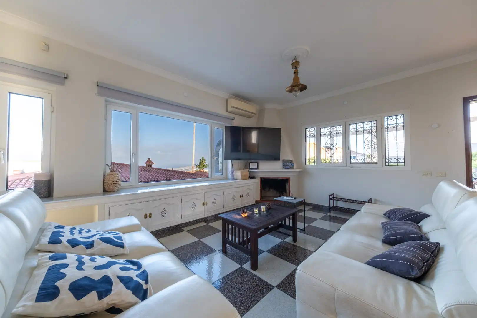 Sala de estar de Casa o chalet en venta en Telde con Aire acondicionado, Jardín privado y Terraza