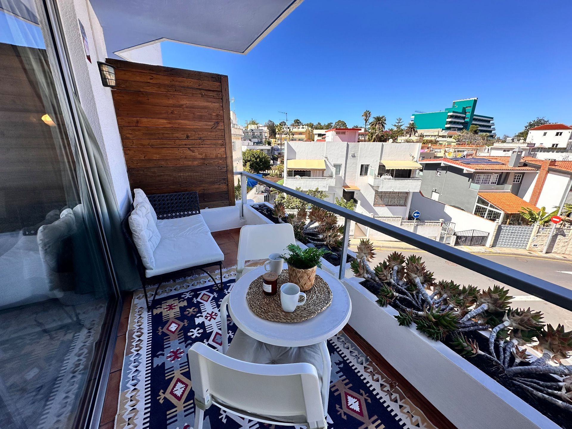 Terrassa de Estudi de lloguer en Puerto de la Cruz amb Moblat, Es permeten mascotes i Piscina comunitària