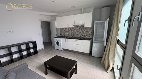 Foto 3 de Piso en venta en Avenida de la Constitución, La Espinilla - Parque Blanco, Coslada