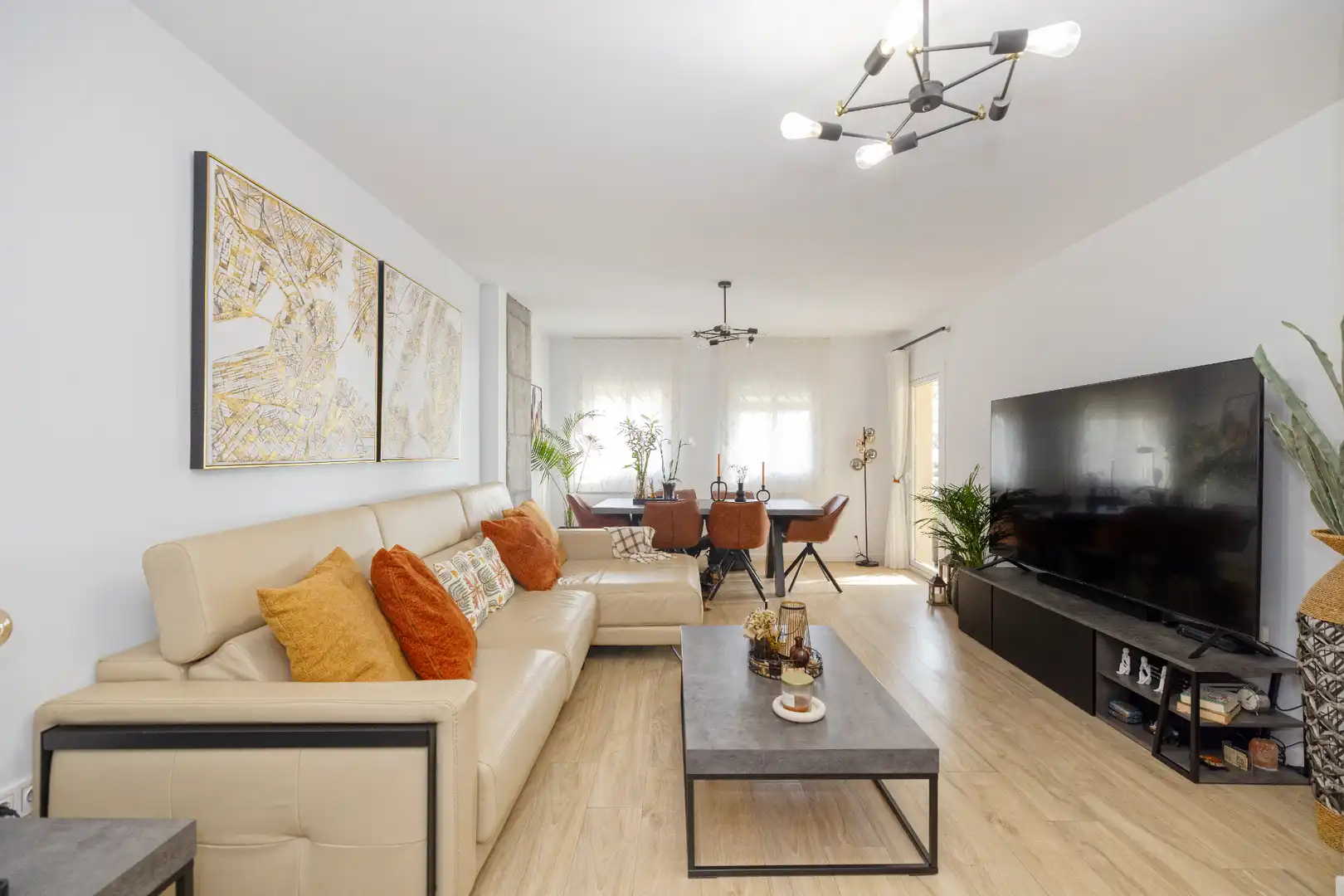 Living room of Flat for sale in Málaga  with Air Conditioner, Heating and Terrace