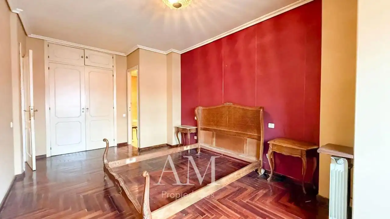 Bedroom of Flat for sale in Vigo   with Heating and Storage room