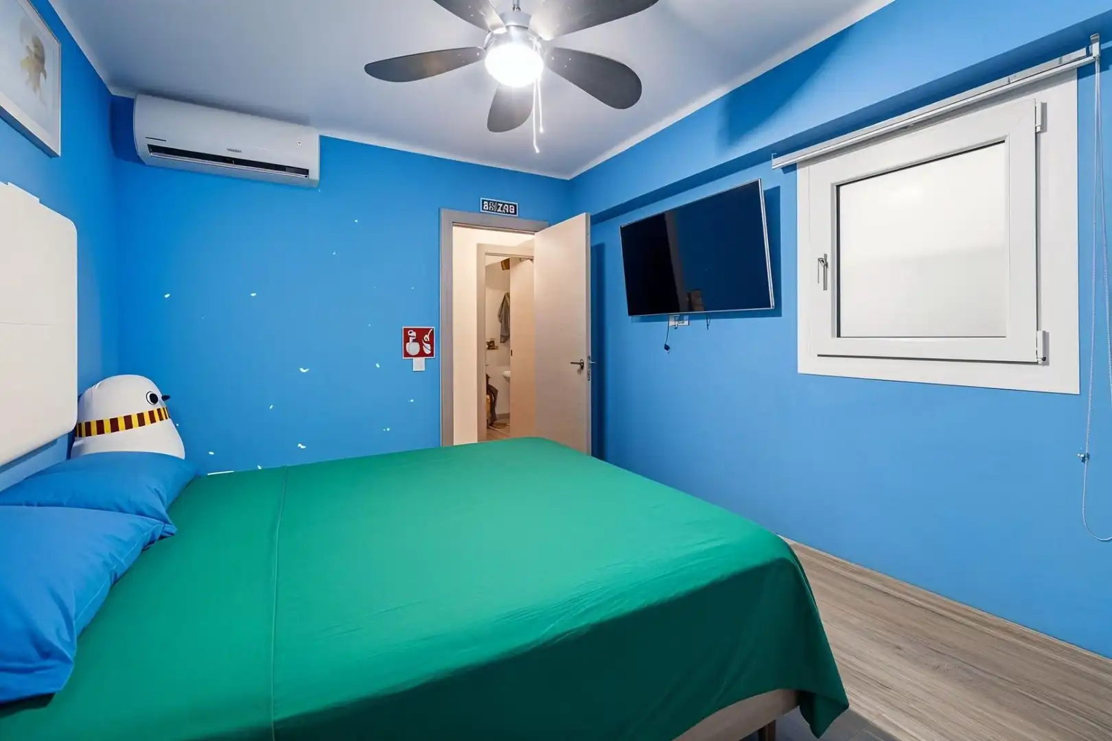 Bedroom of Flat for sale in  Palma de Mallorca  with Air Conditioner, Parquet flooring and Oven
