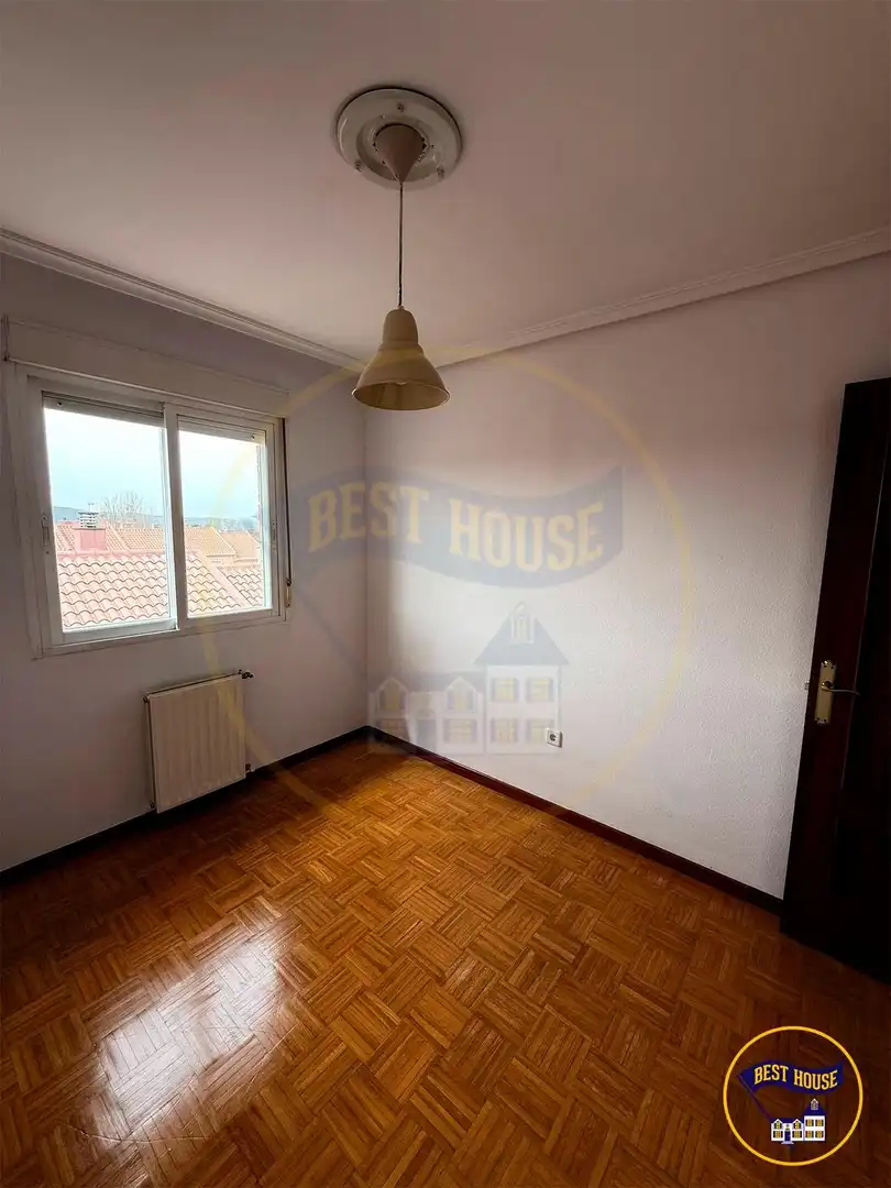 Detached homes for sale in Calle JOAQUIN RODRIGO , San Fernando - Carretera de Valencia