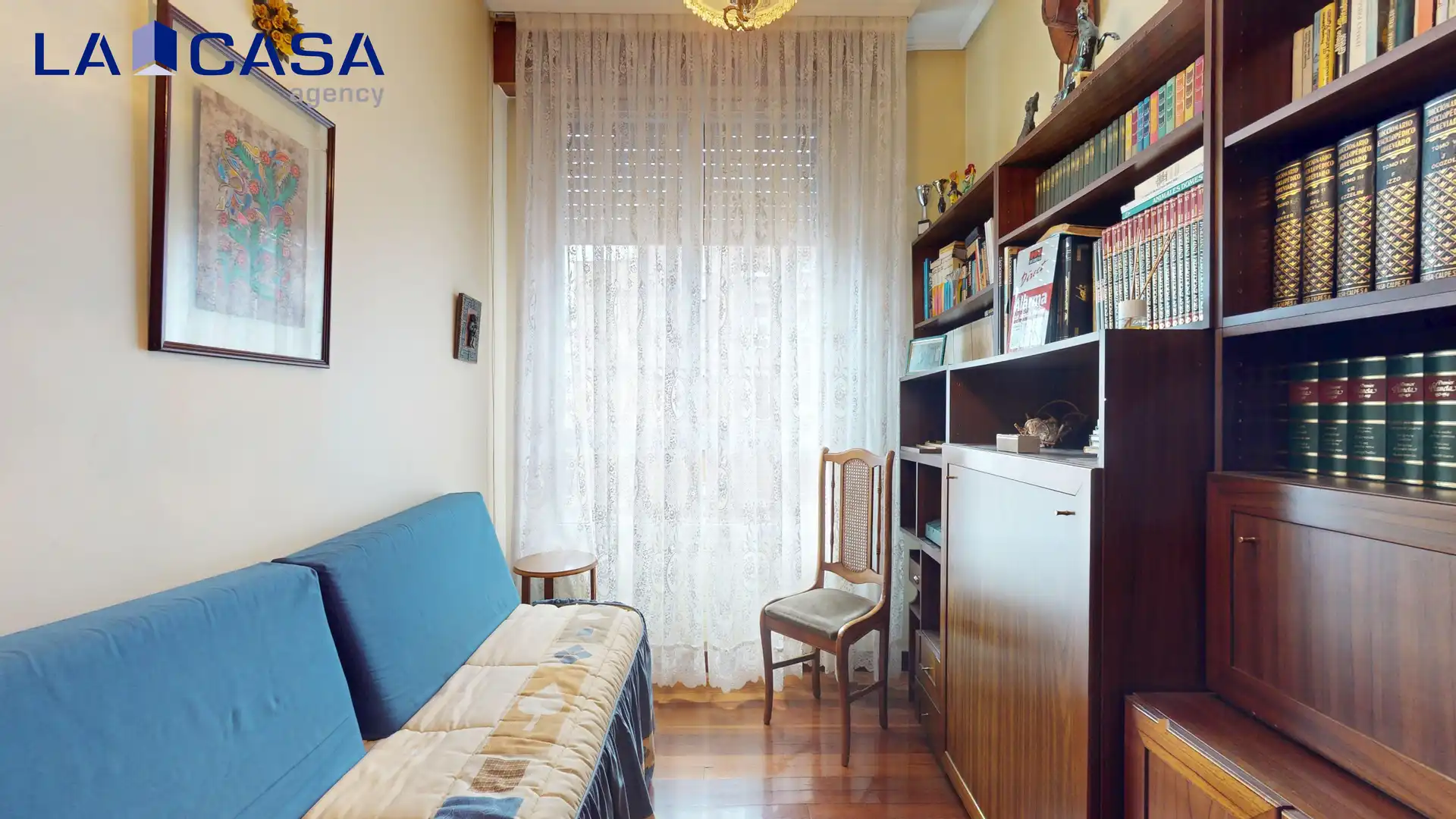 Sala d'estar de Pis en venda en Bilbao  amb Terrassa