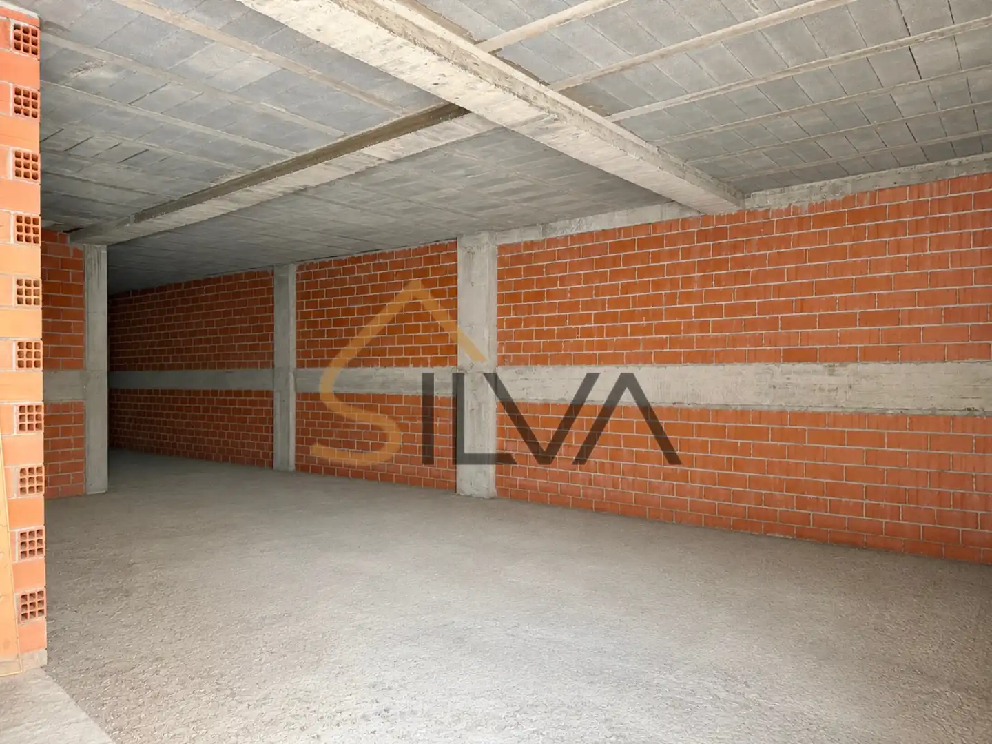 Parking de Local en venta en Lugo