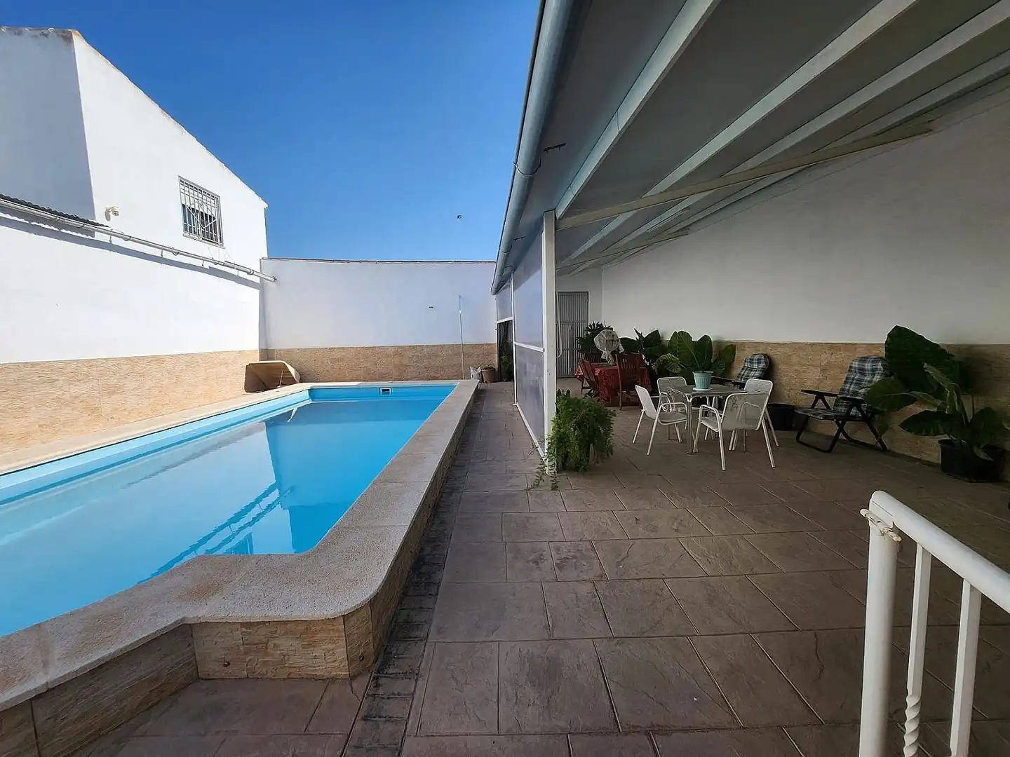 Schwimmbecken von Country house zum Verkauf in Villena mit Terrasse und Möbliert