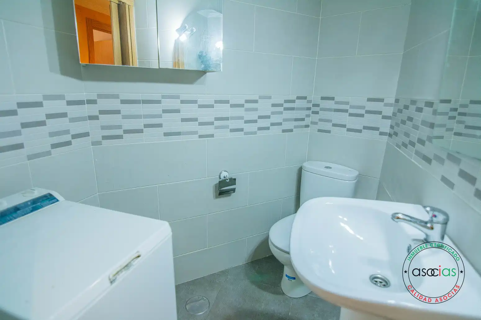 Bathroom of Flat for sale in Gijón   with Furnished