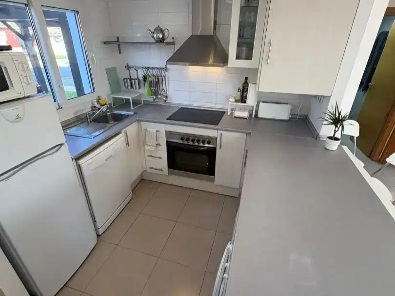 Cuina de Apartament de lloguer en Torre-Pacheco amb Aire condicionat, Jardí privat i Moblat