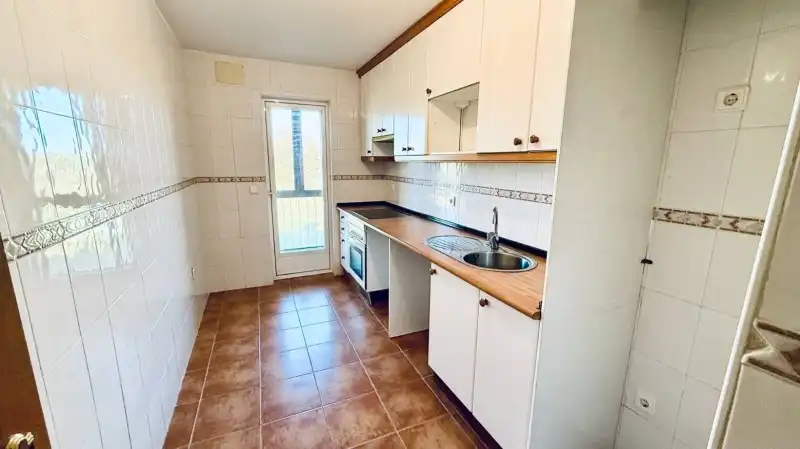 Cocina de Dúplex en venta en El Espinar con Calefacción, Jardín privado y Terraza
