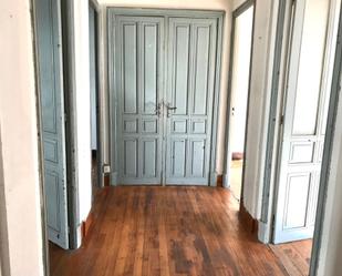 Casa adosada en venda a Noia