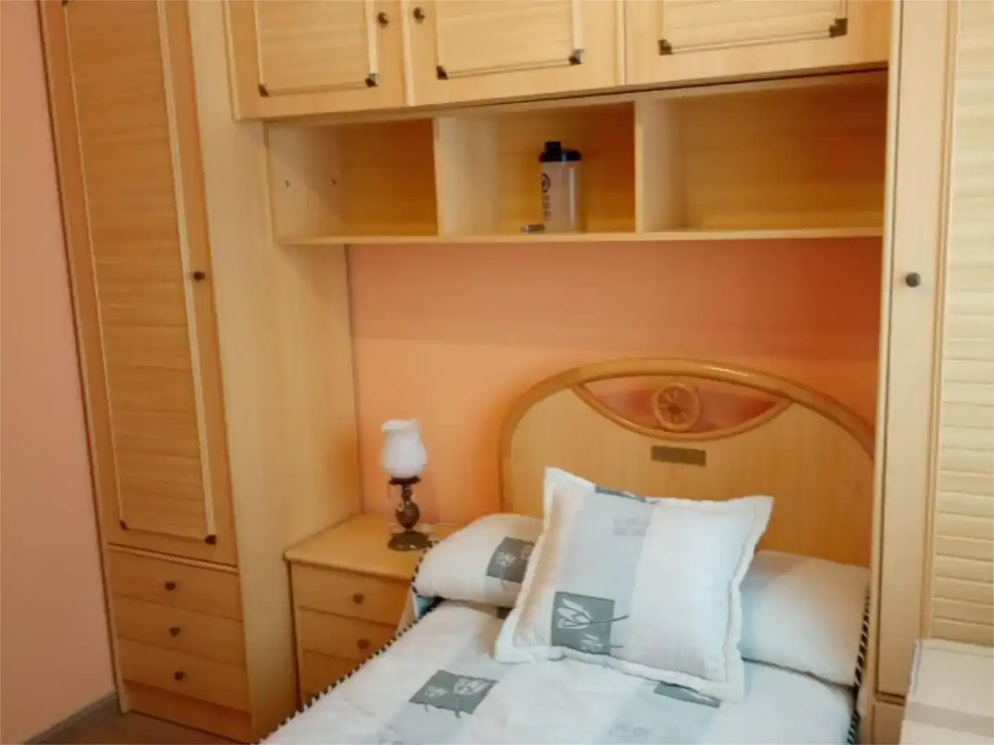 Habitación de Piso de alquiler en Ares, A Coruña