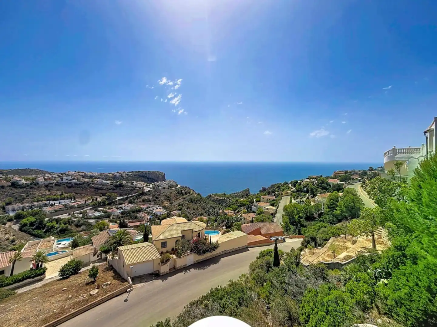 Vista exterior de Casa o chalet en venta en Benitachell / El Poble Nou de Benitatxell con Aire acondicionado, Calefacción y Jardín privado