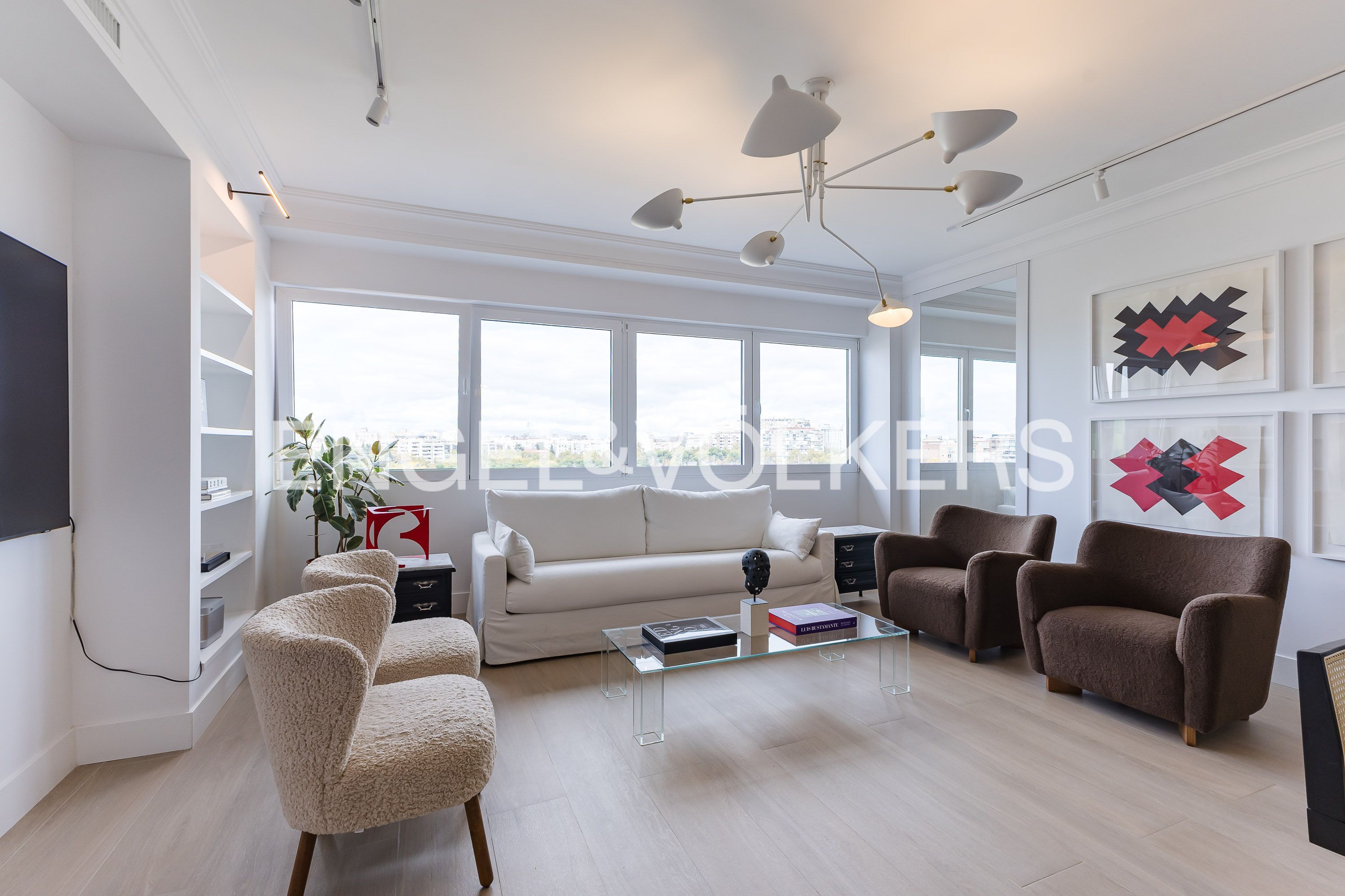Sala d'estar de Apartament en venda en  Madrid Capital amb Aire condicionat i Calefacció